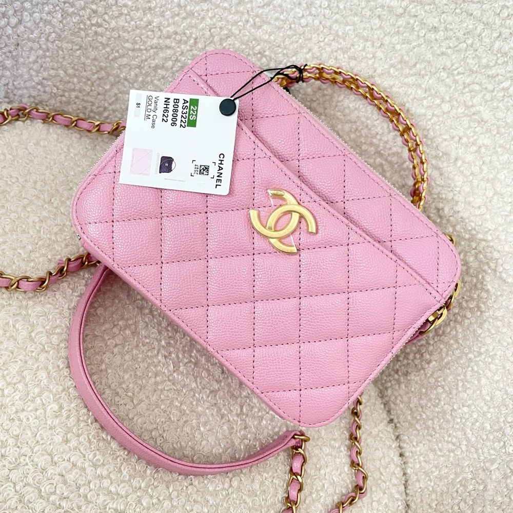 22S Pick me up pink caviar vanity